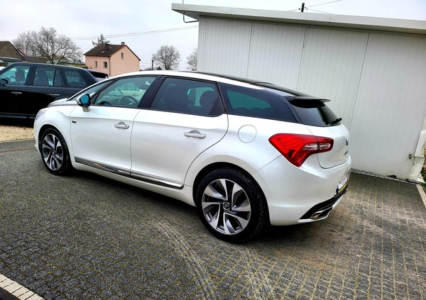 Citroen DS5 cena 44900 przebieg: 199111, rok produkcji 2013 z Malbork małe 562